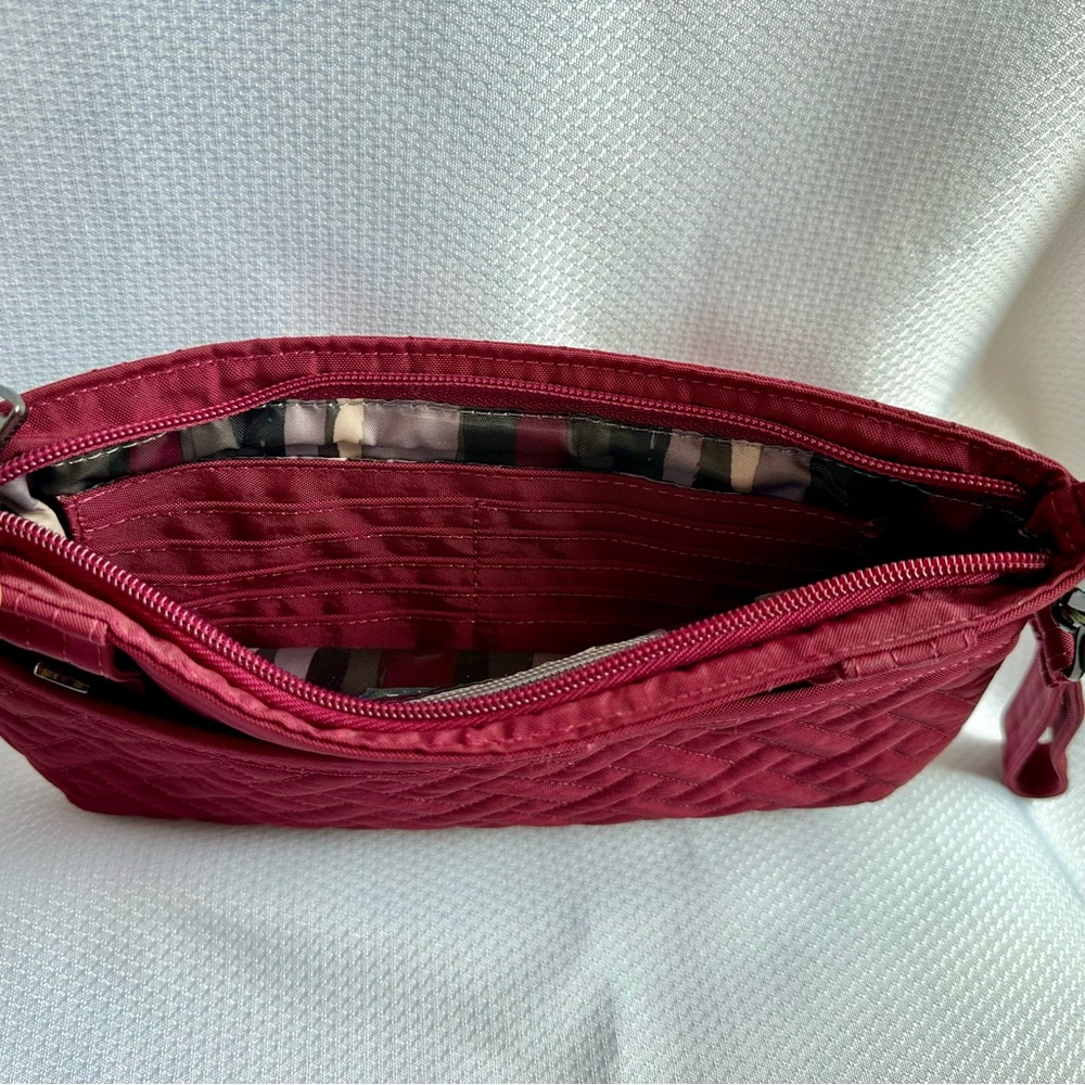Lug Flyer Burgundy Quilted LOVE Wristlet - Picture 5 of 7